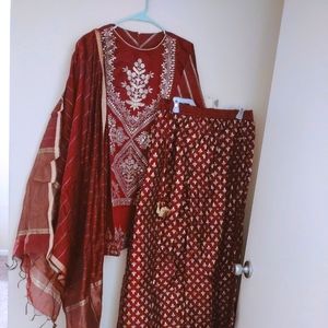 Women's Traditional Indian Party Wear Kurta Set